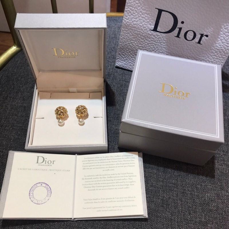 Christian Dior Earrings - Click Image to Close